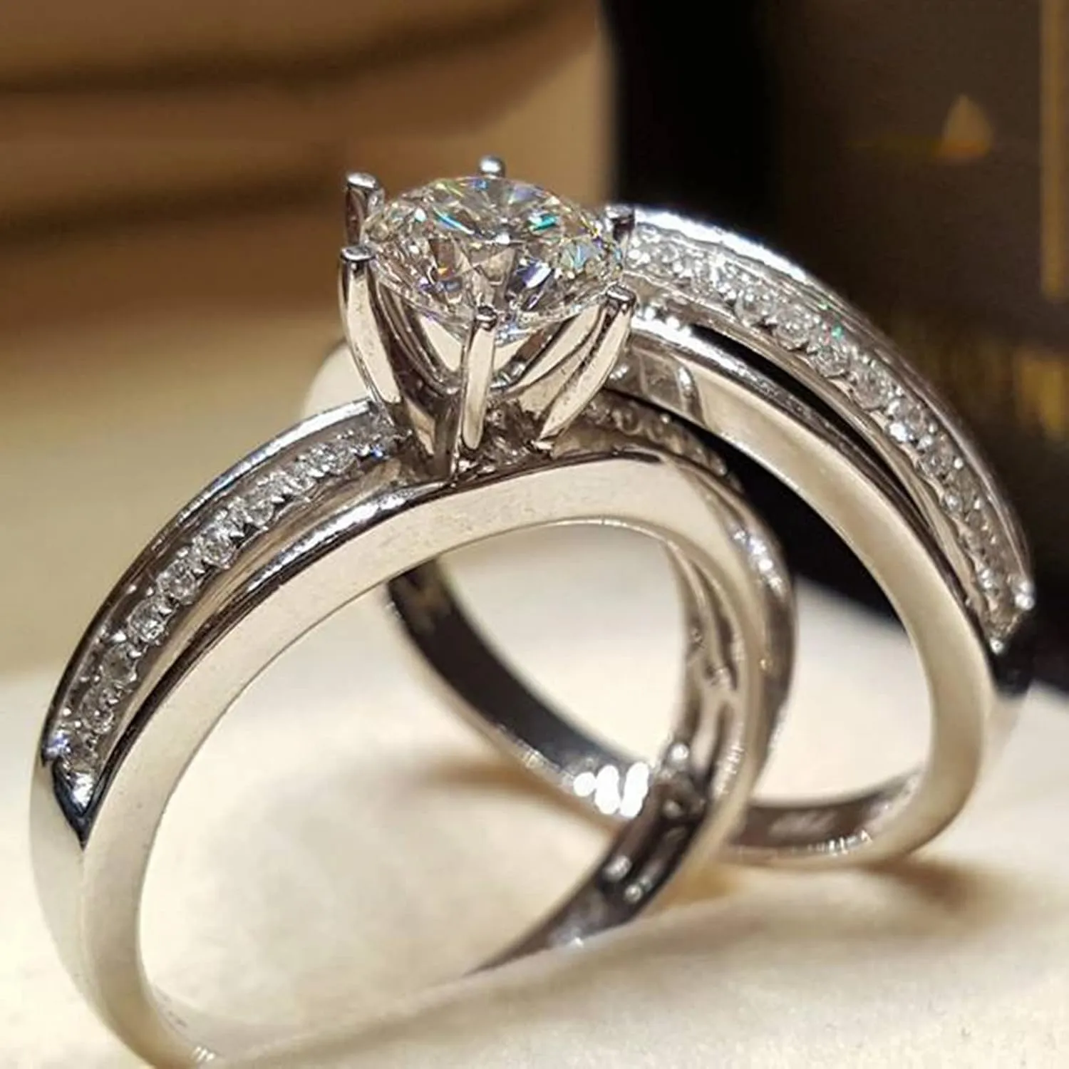 2Pcs Rhinestone Rings Set for Womens Simulating Diamond Engagement Rings Zircon Bridal Wedding Bands Lady (Silver, 5)