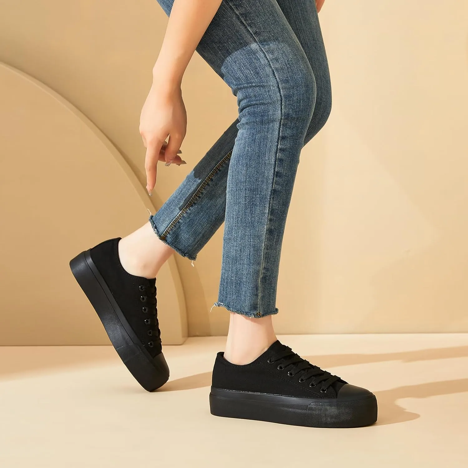hash bubbie Platform Sneakers for Women White Platform Shoes Low Top Tennis Shoes Non Slip Black Fashion Canvas Sneakers