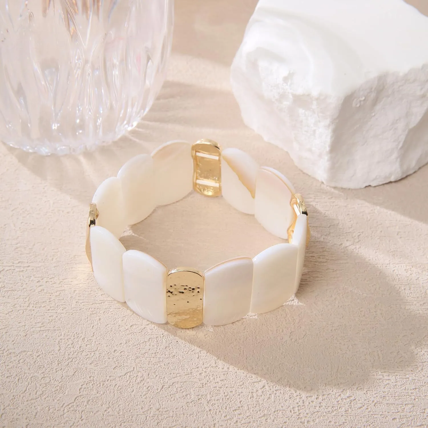 Jules D.Chunky Beaded Bracelets Colorful Natural Shell Stretch Bracelets Rectangle Boho Bracelets for Women