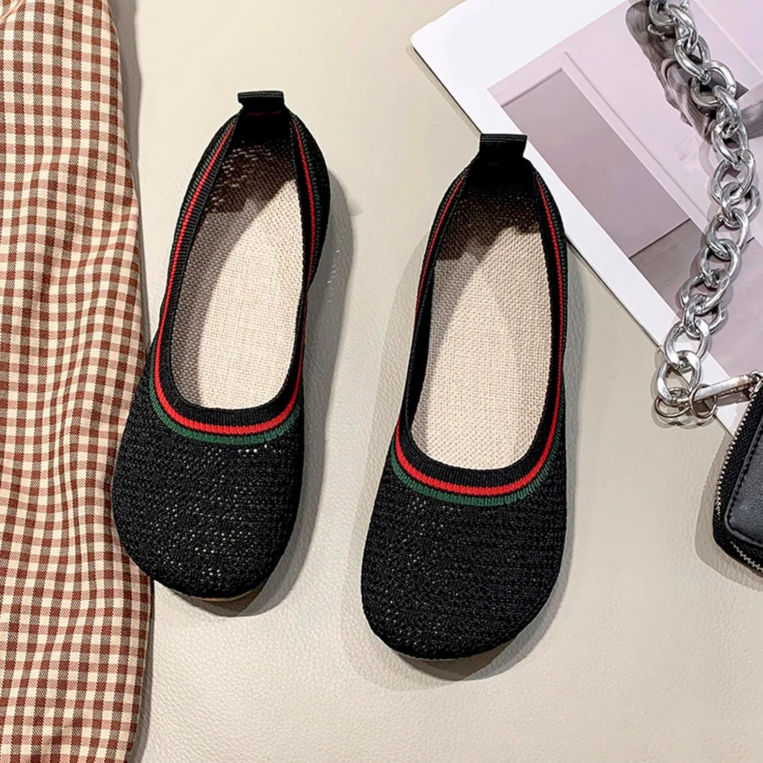Ladies Fashion Breathable Mesh Knitted Round Toe Flat Sole Comfortable Casual Shoes Mens Dress Shoe Casual