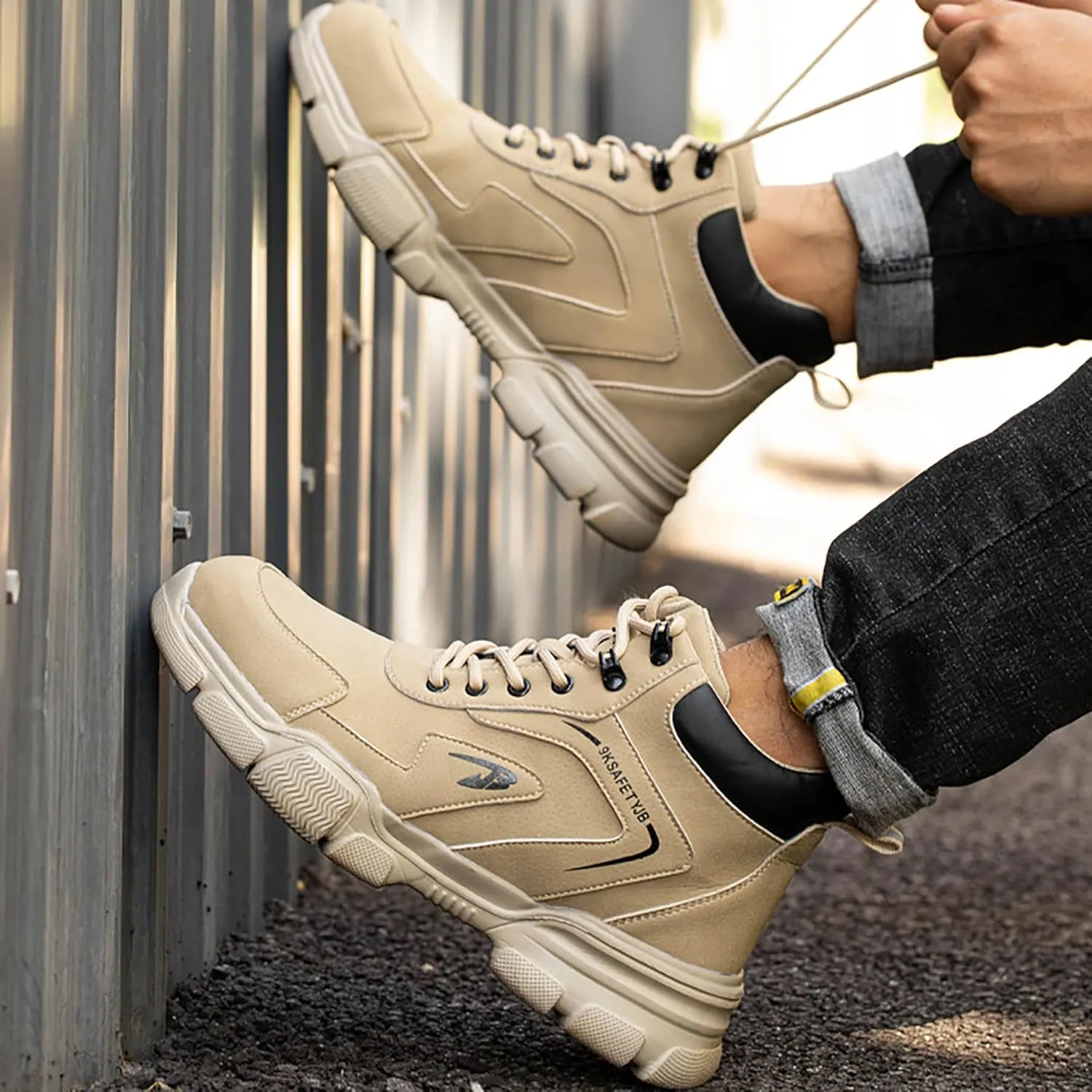 Lightweight Work Safety Shoes Steel Toe Industry Construction Slip Resistant Sneakers