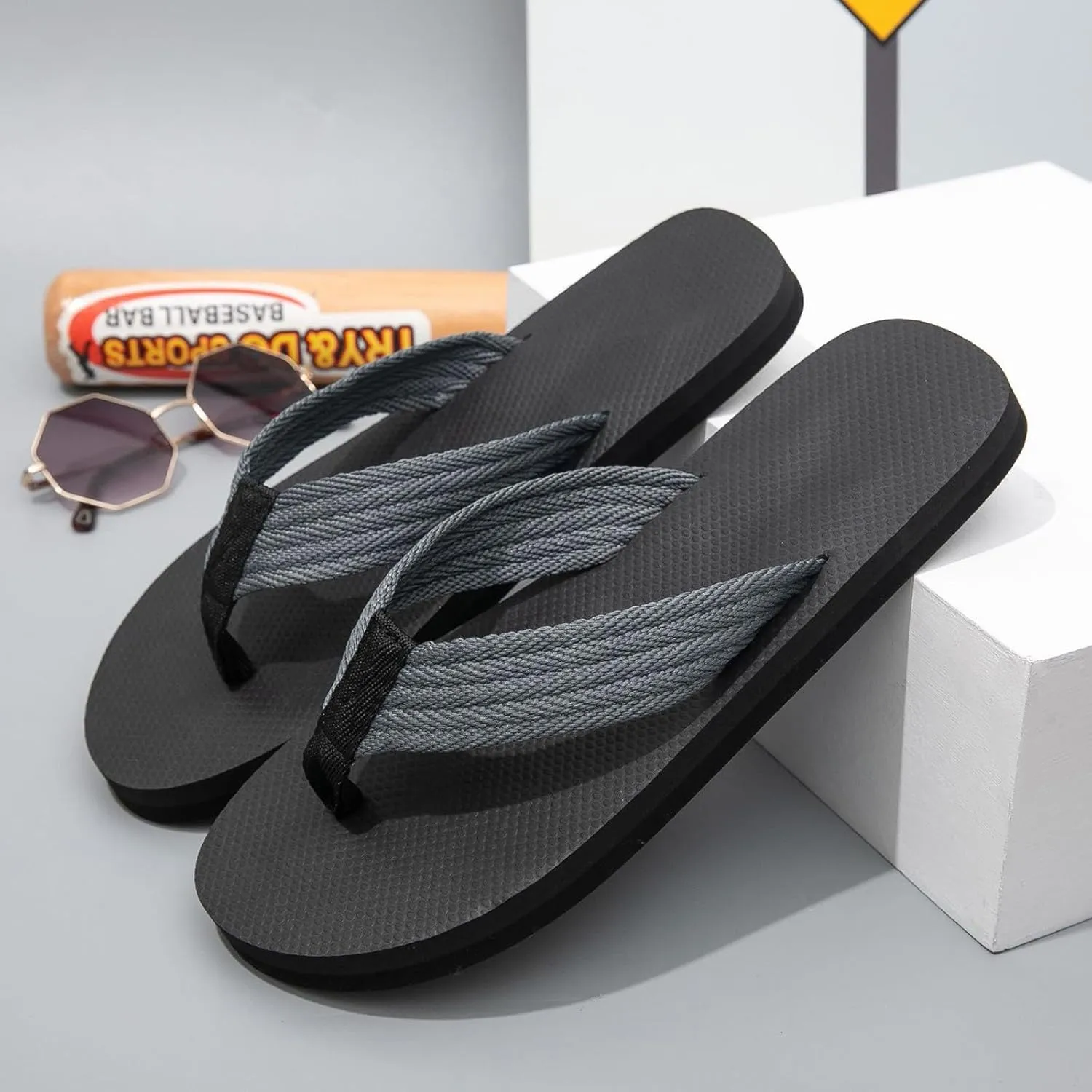 Men's Leather Flip Flops Arch Support Summer Beach Pool Water Thong Sandals Waterproof Rubber Walking Shoes