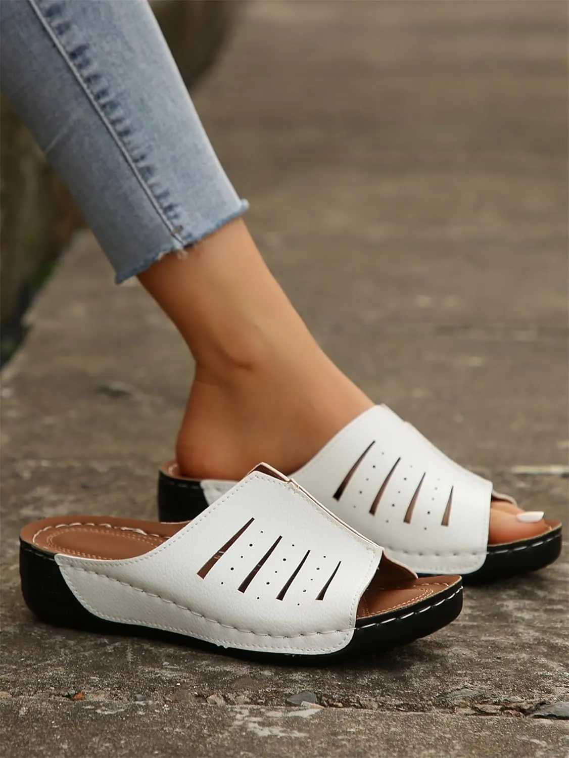 Platform Sandals Women Orthotic Slippers for Plantar Fasciitis Open Toe Slip On House Shoes Retro Soft Comfort Wear Orthowear Shoes Hollow Out Lightweight Sandals Summer Dress Shoe for Beach Vacation