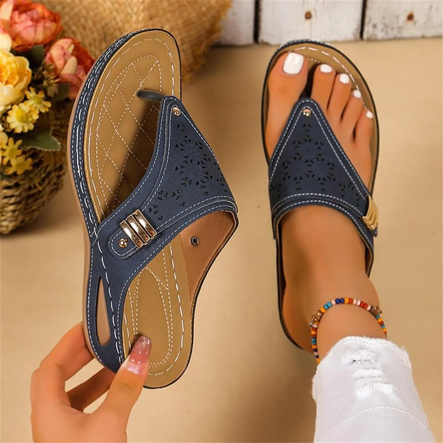 Sandals Women Dressy Summer Flat Cute Casual Beach Shoes Orthotic Slides Comfortable Orthopedic Thong Flip Flops 2025