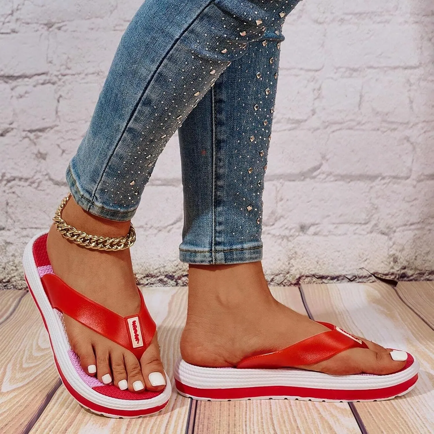 Summer Beach Thong Sandals for Women Platform Flip Flops For Women Cushioned Thong Sandals With Soft Eva Foam Insole