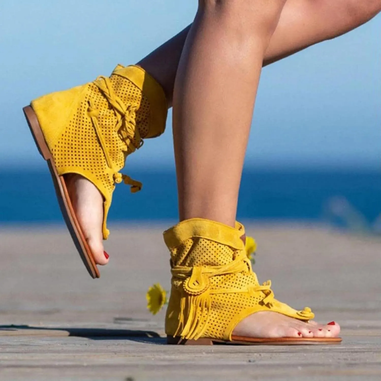 Vintage Flip Flops for Women Bohemian Tassel Clip Toe Straps Lace up Flat Sandals Summer Comfortable Casual Breathable Roman Beach Shoes Boots