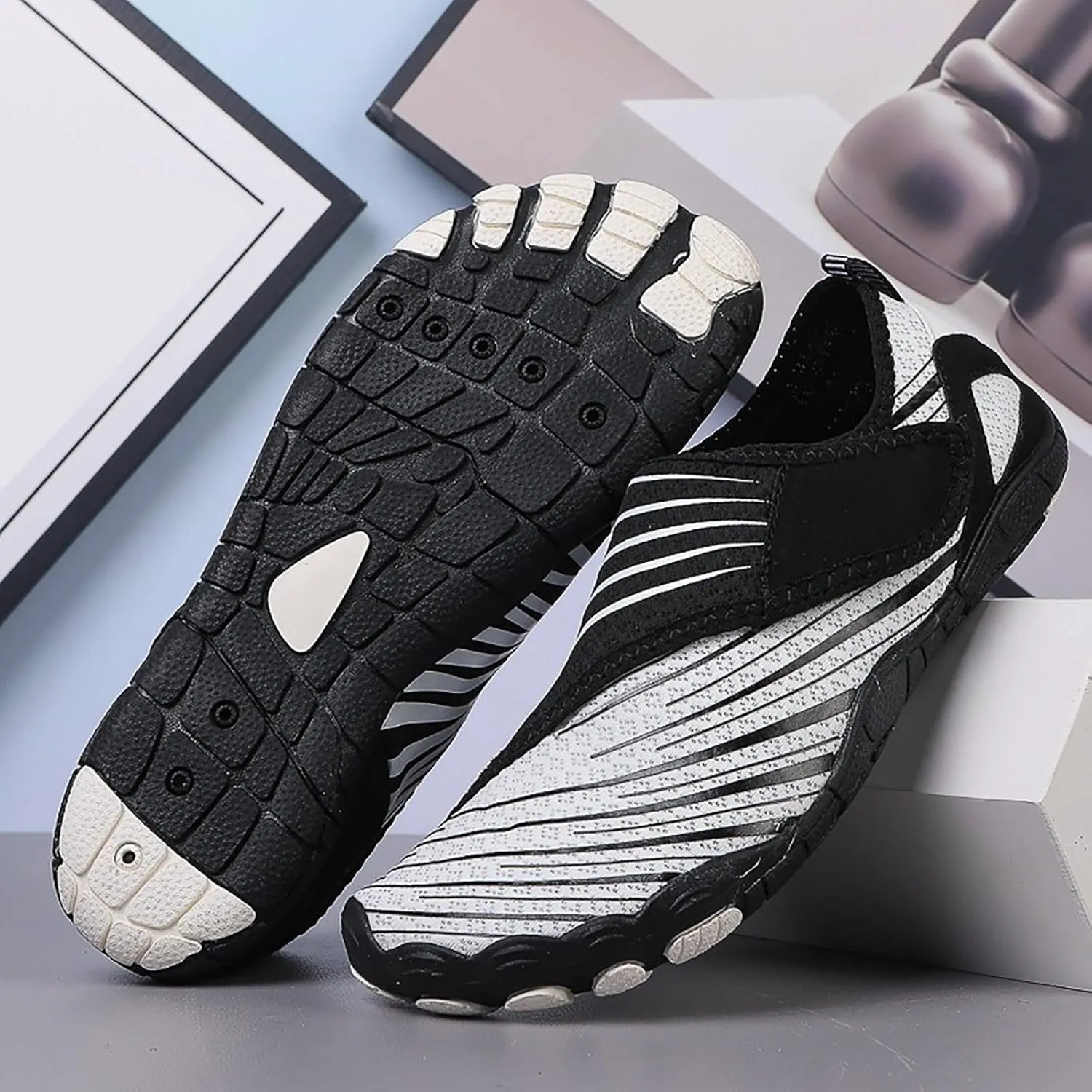 Water Shoes for Men and Women Swim Beach Barefoot Shoes Quick Drying Outdoor Wading Shoe for Pool Diving Boating