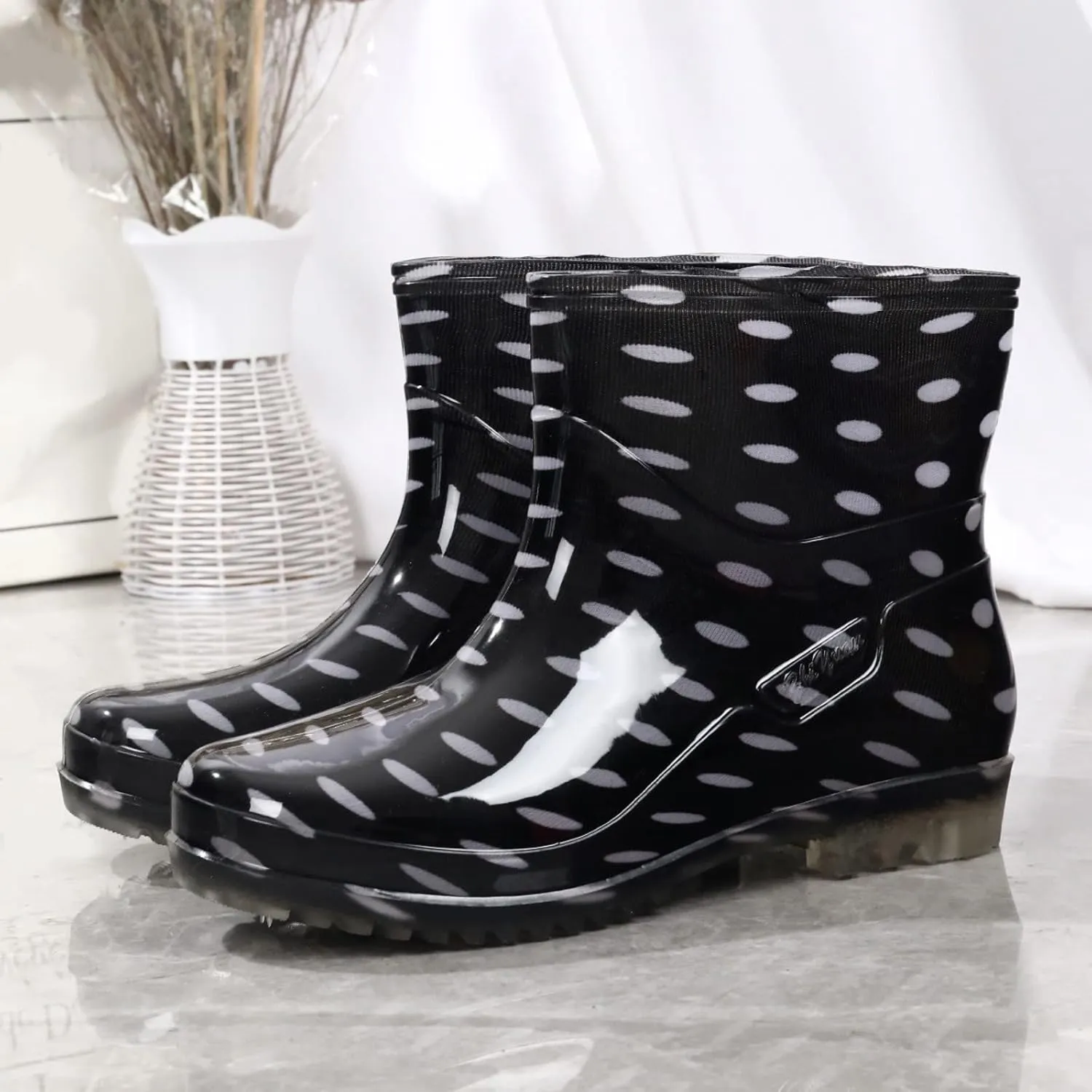 Women Rain Boots Wide Calf Comfort Lightweight Waterproof Fall Women's Ankle Rain Boots Slip On Garden Outdoor Shoes