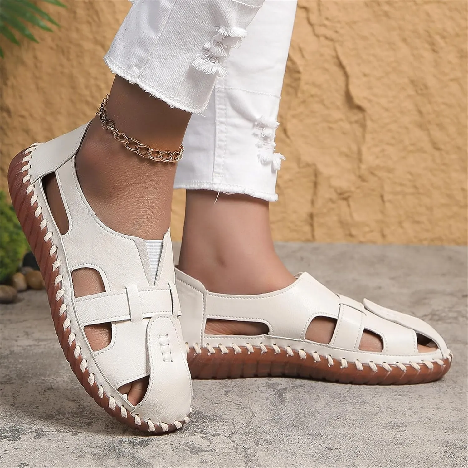 Womens Sports Sandals Closed Toe Hollow Out Breathable Roman Sandal Flats Non Slip Lightweight Shoes for Women Ladies Fisherman Sandals Casual Summer Shoes Walking Beach Shoe Comfortable