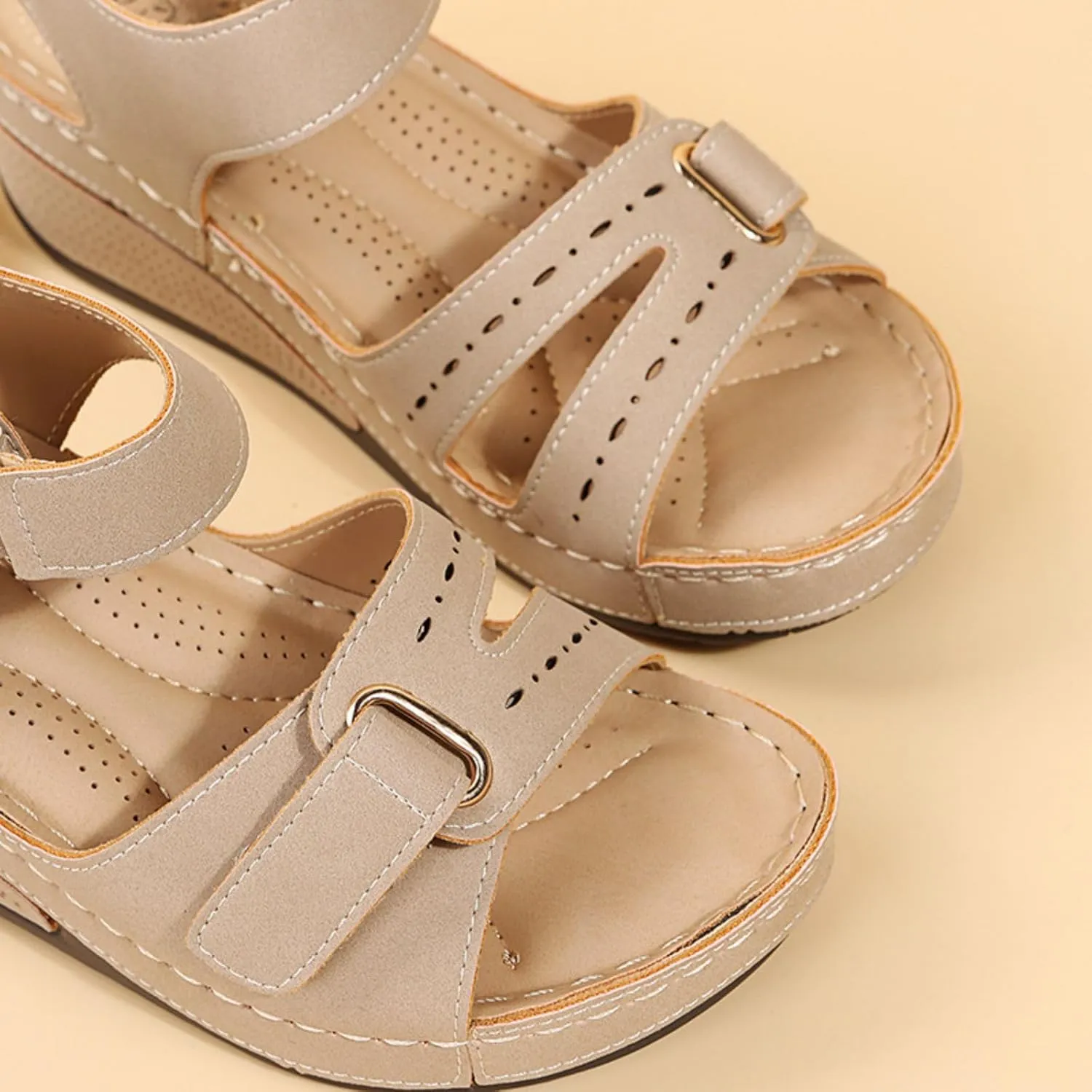 Womens Summer Sandals with Arch Support Comfort Wear Orthowear Shoes Wide Width Open Toe Flats Orthopedic Shoes Lightweight Breathable Roman Style Sandals for Vacation Beach Walking Casual Shoe