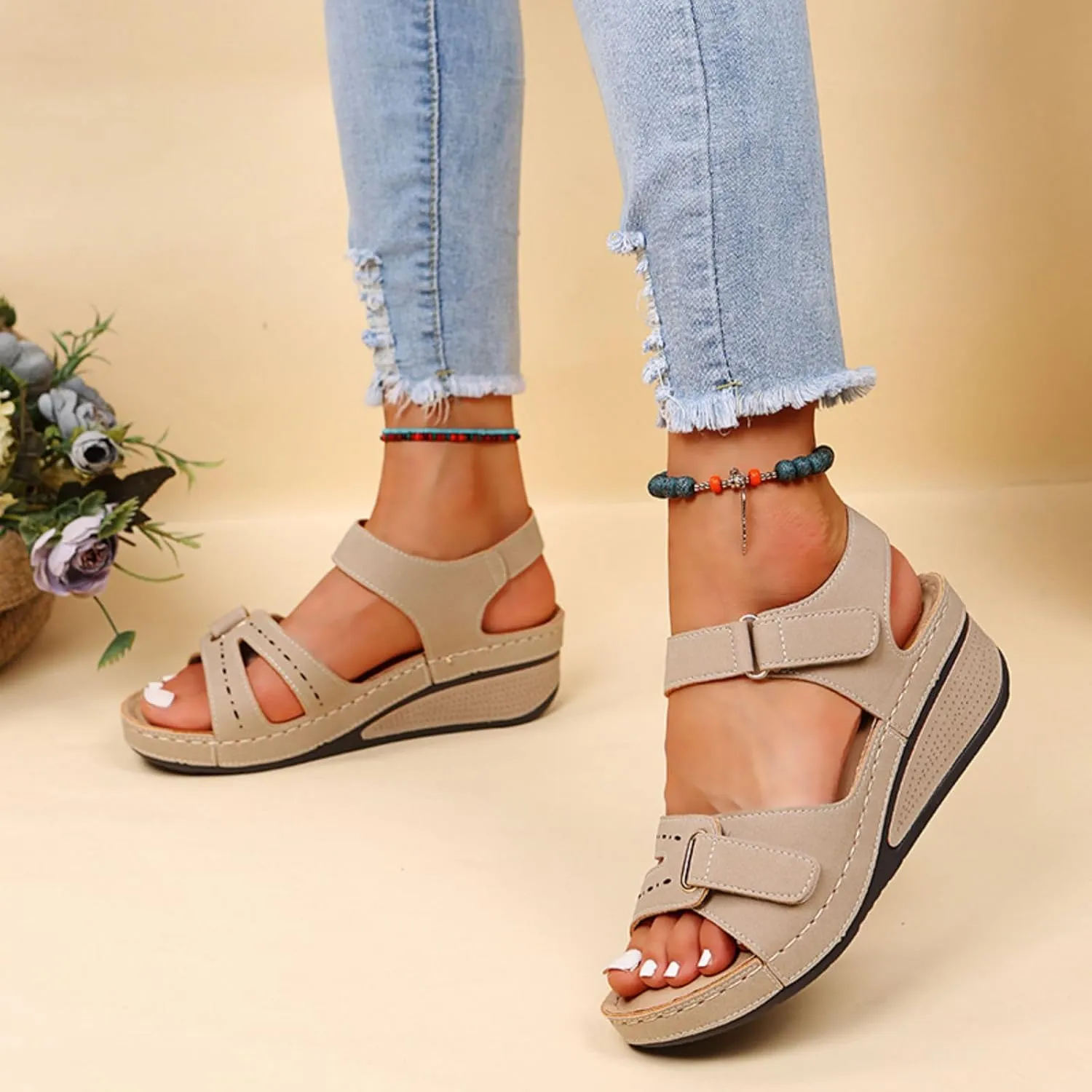 Womens Summer Sandals with Arch Support Comfort Wear Orthowear Shoes Wide Width Open Toe Flats Orthopedic Shoes Lightweight Breathable Roman Style Sandals for Vacation Beach Walking Casual Shoe