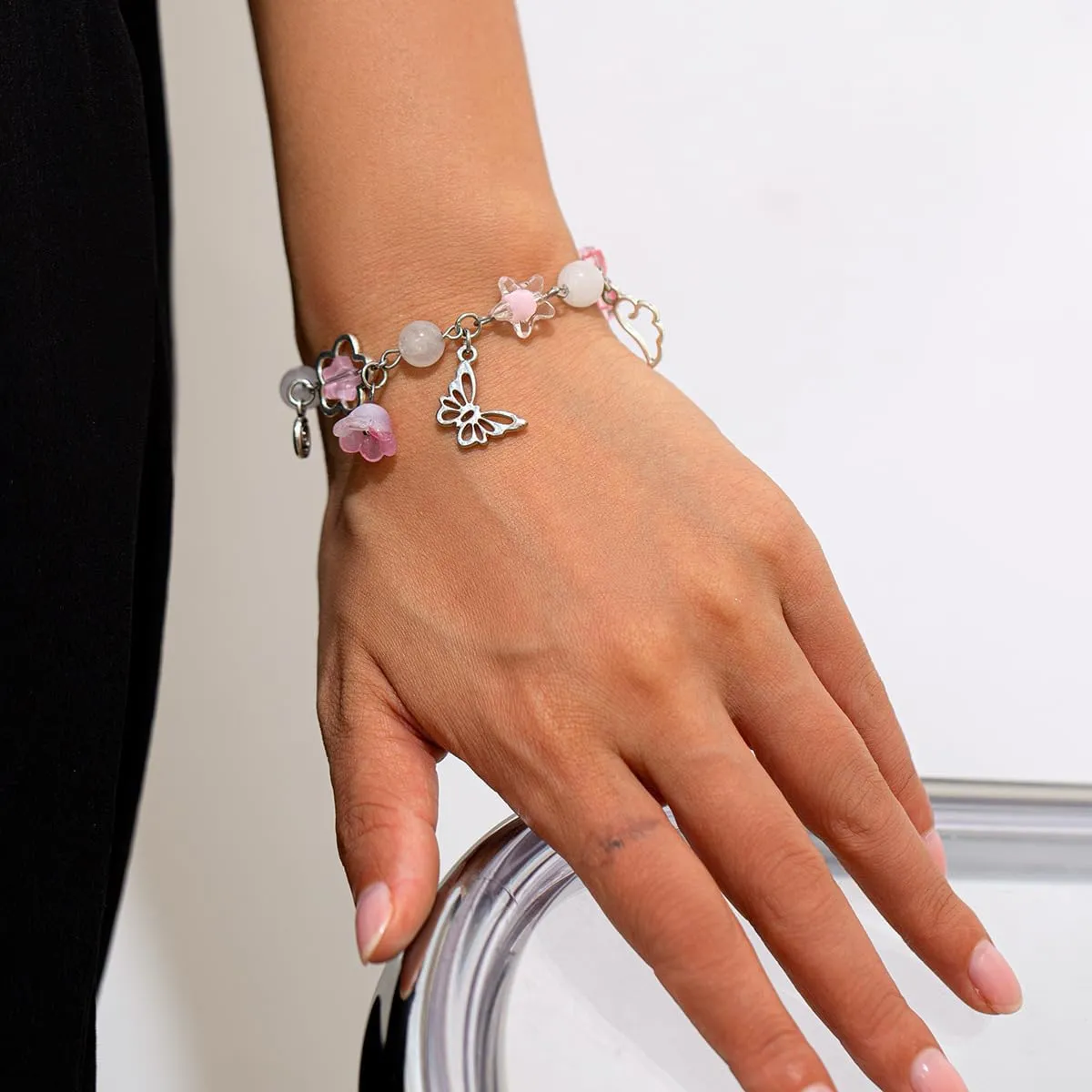 Y2K Star Bowknot Butterfly Bracelets Vintage Beaded Bracelets Set for Couples Friends Aesthetic Star Charm Bracelets Valentine's Day Bracelets